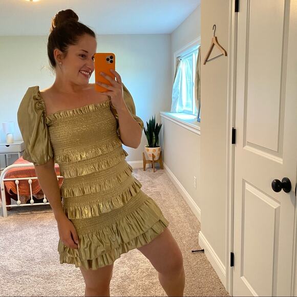 V. Chapman Gold Metallic Smocked Tiered Puff Sleeve Mini Dress 0 - Picture 2 of 16